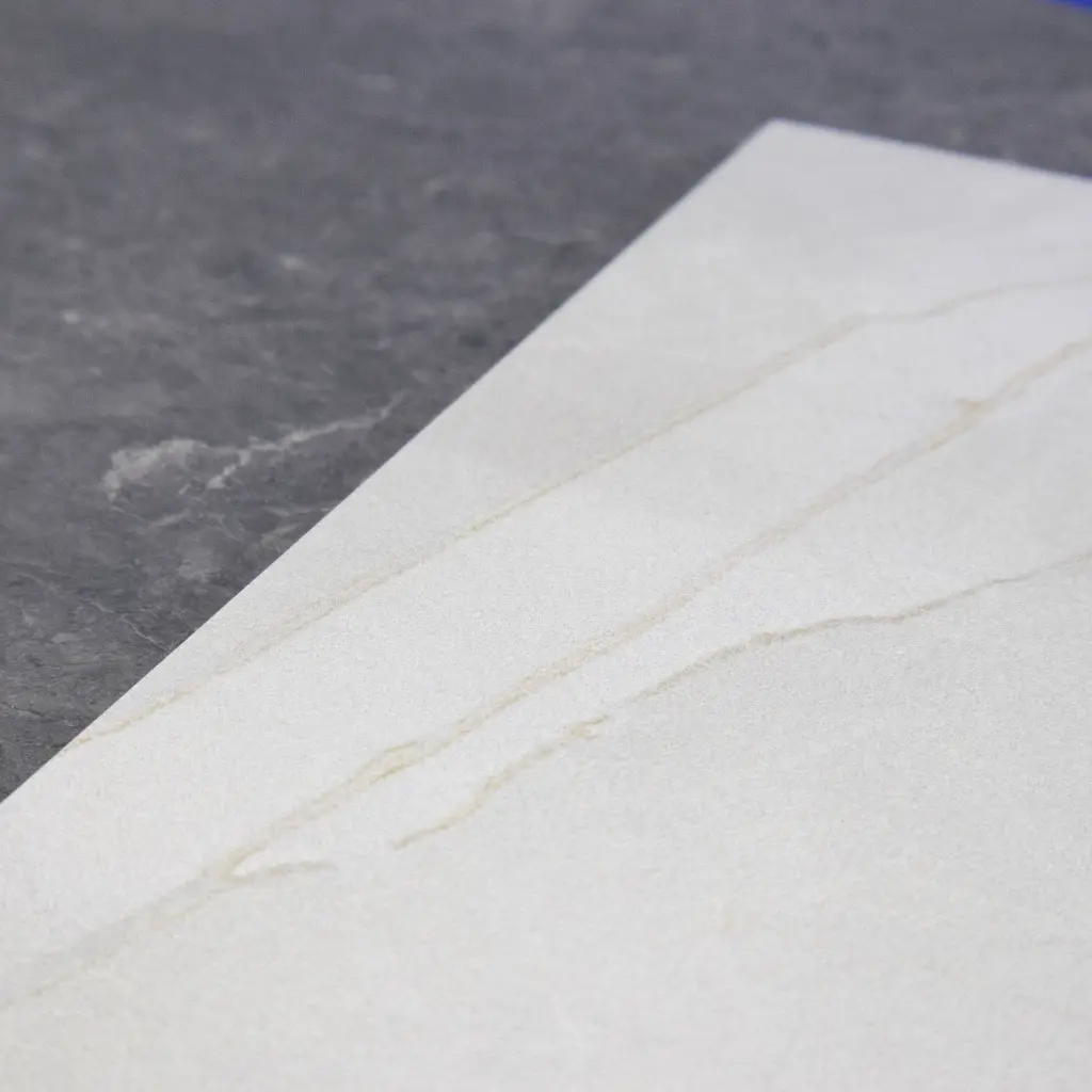 Cerámica 60x60 cm Itapeva Plus Brillante 2.5 m2-004.webp